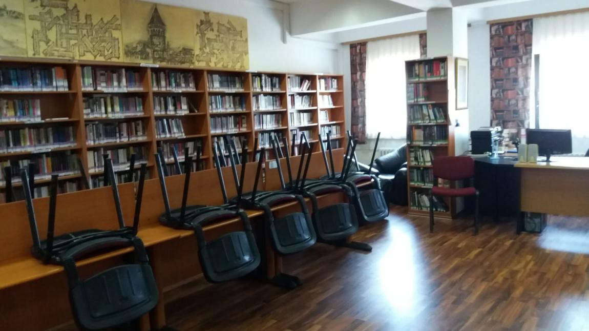 Atilla - Ülkü GÖNENLİ Kütüphanesi